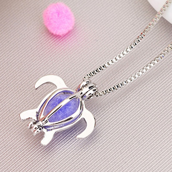 Small turtle aromatherapy diffuser locket - Picture 1 of 8